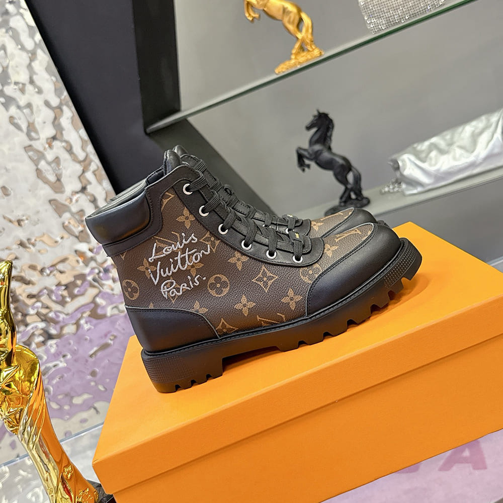 LV District Ankle Boot Ranger