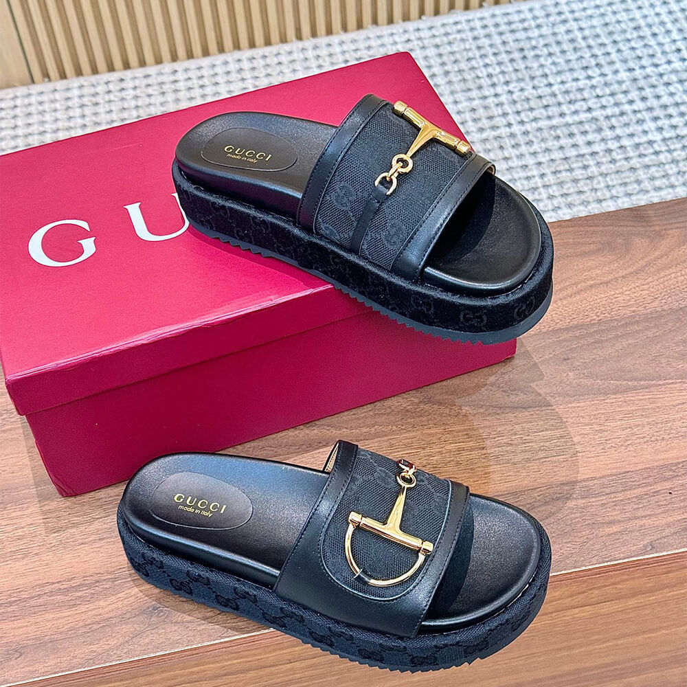 GUCCI Women s platform slide sandal
