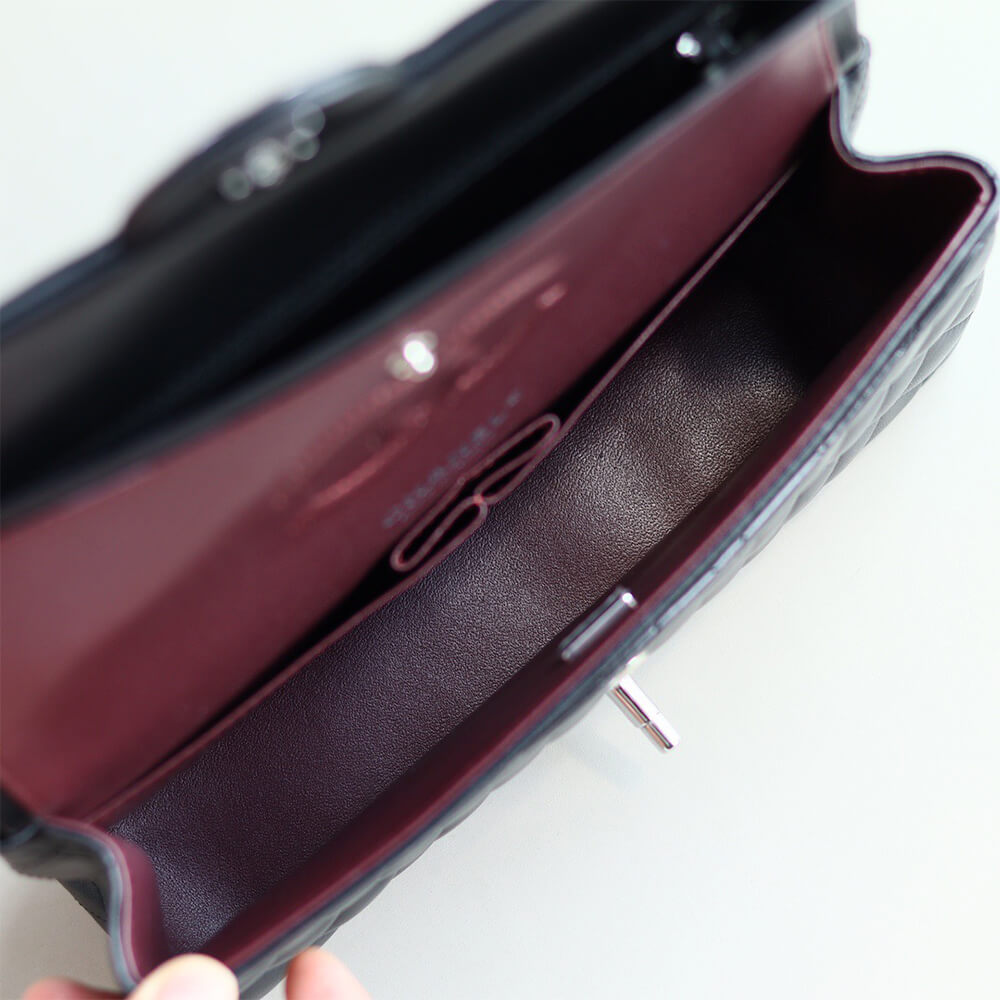 CHANEL CLASSIC FLAP HANDBAG(TAX-FREE Grade)