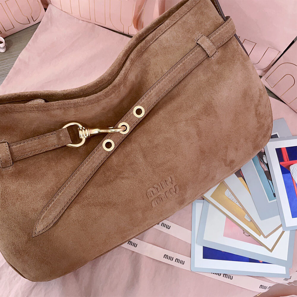 MIUMIU Medium Aventure suede bag(HIGH-END GRADE)