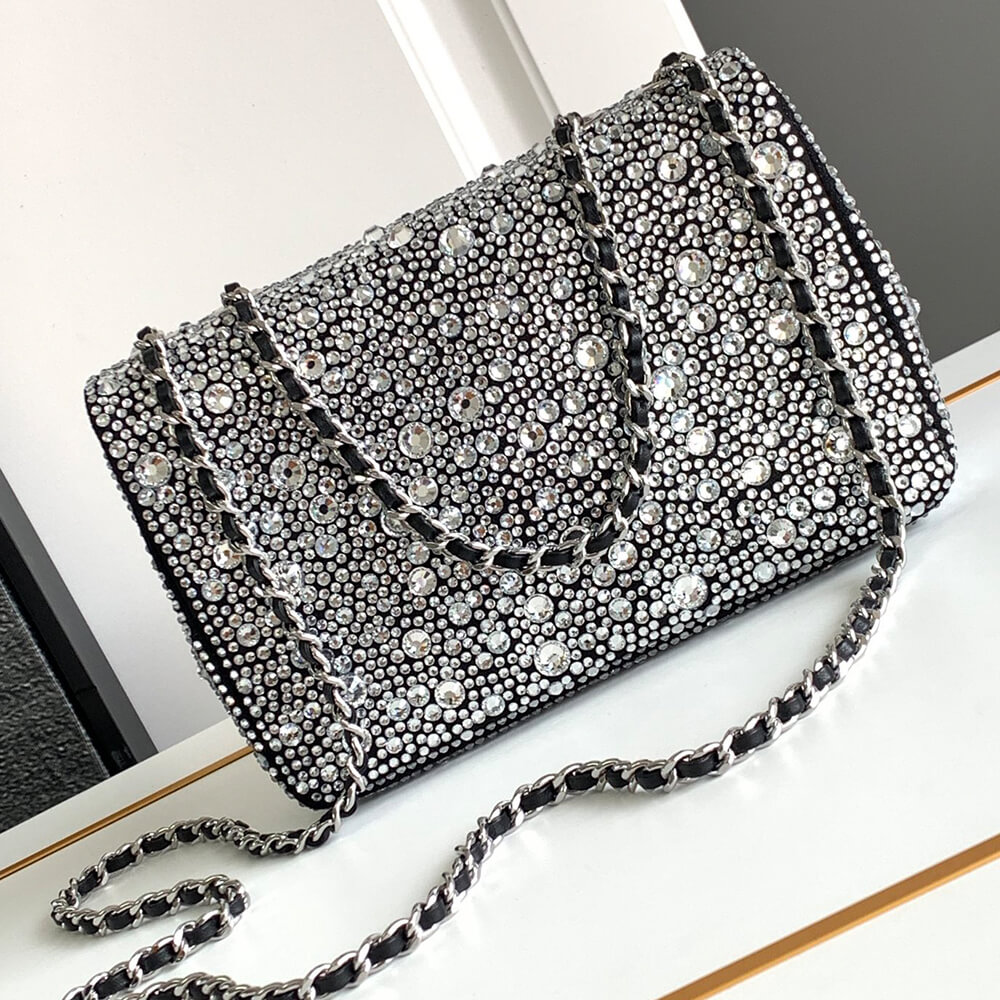 Chanel mini flap(HIGH-END GRADE)